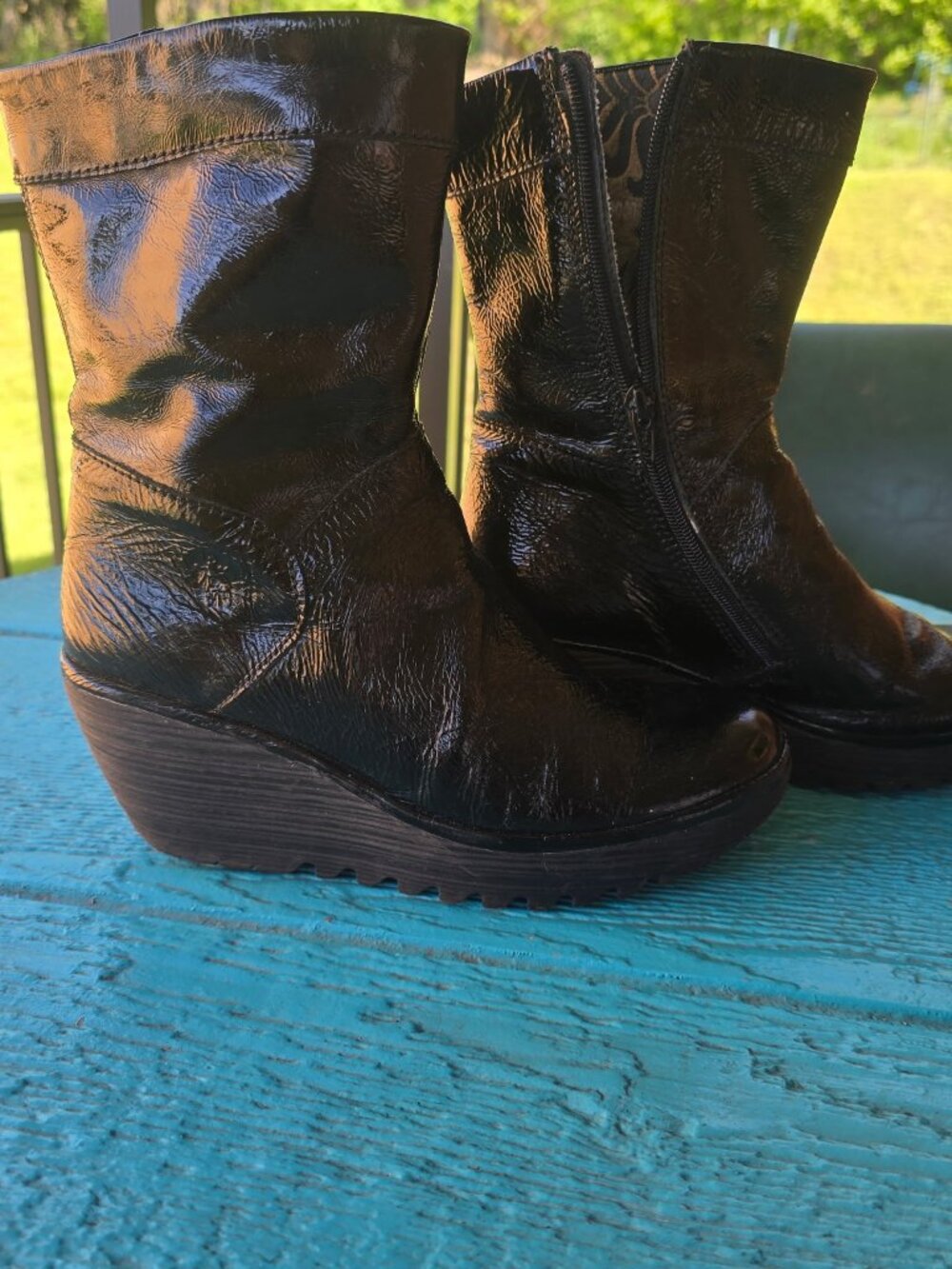 Sz 40 Fly London Half-Calf Black Patent Leather Boots